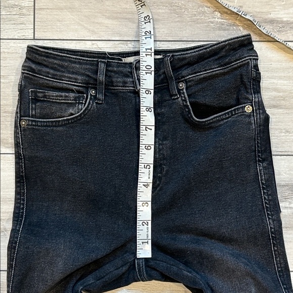 Free People We The Free black skinny fit jeans size 27 - Picture 5 of 9